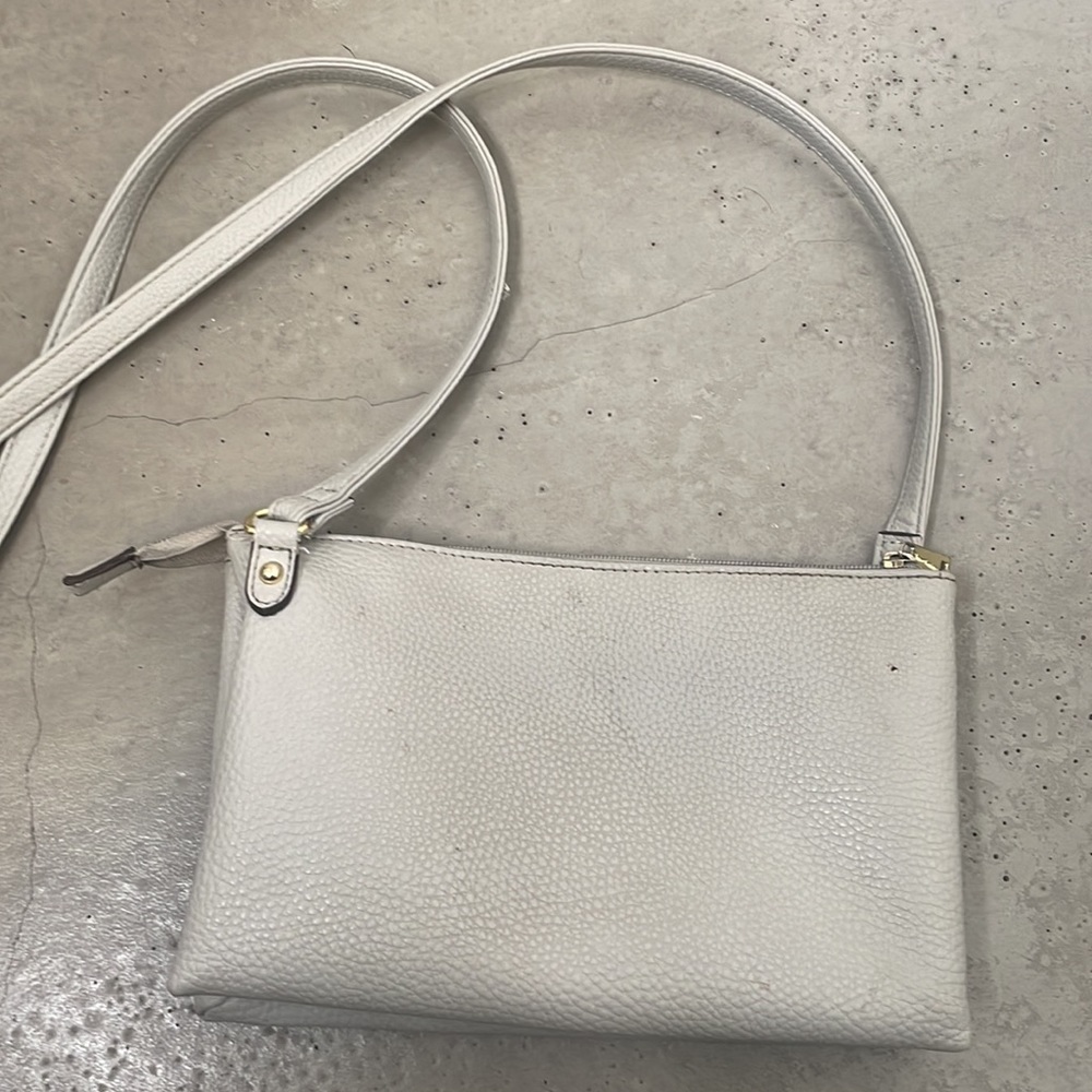 Juicy Couture Crossbody Handbag. Good Used Condition. - Picture 4 of 8